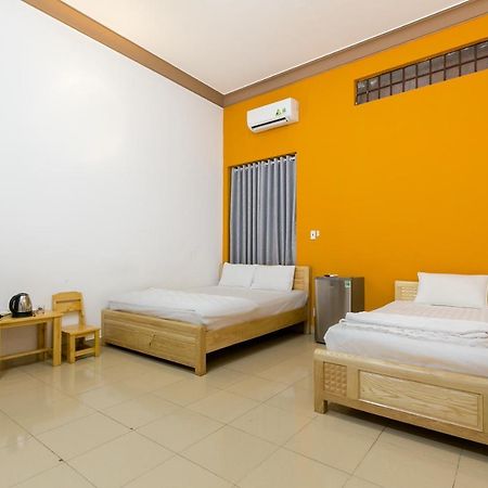 Spot On 710 Sakura Hostel Cholon Хошимин Екстериор снимка