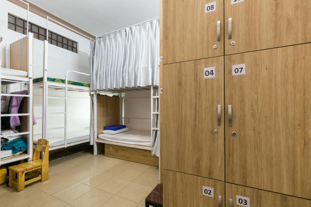 Spot On 710 Sakura Hostel Cholon Хошимин Екстериор снимка