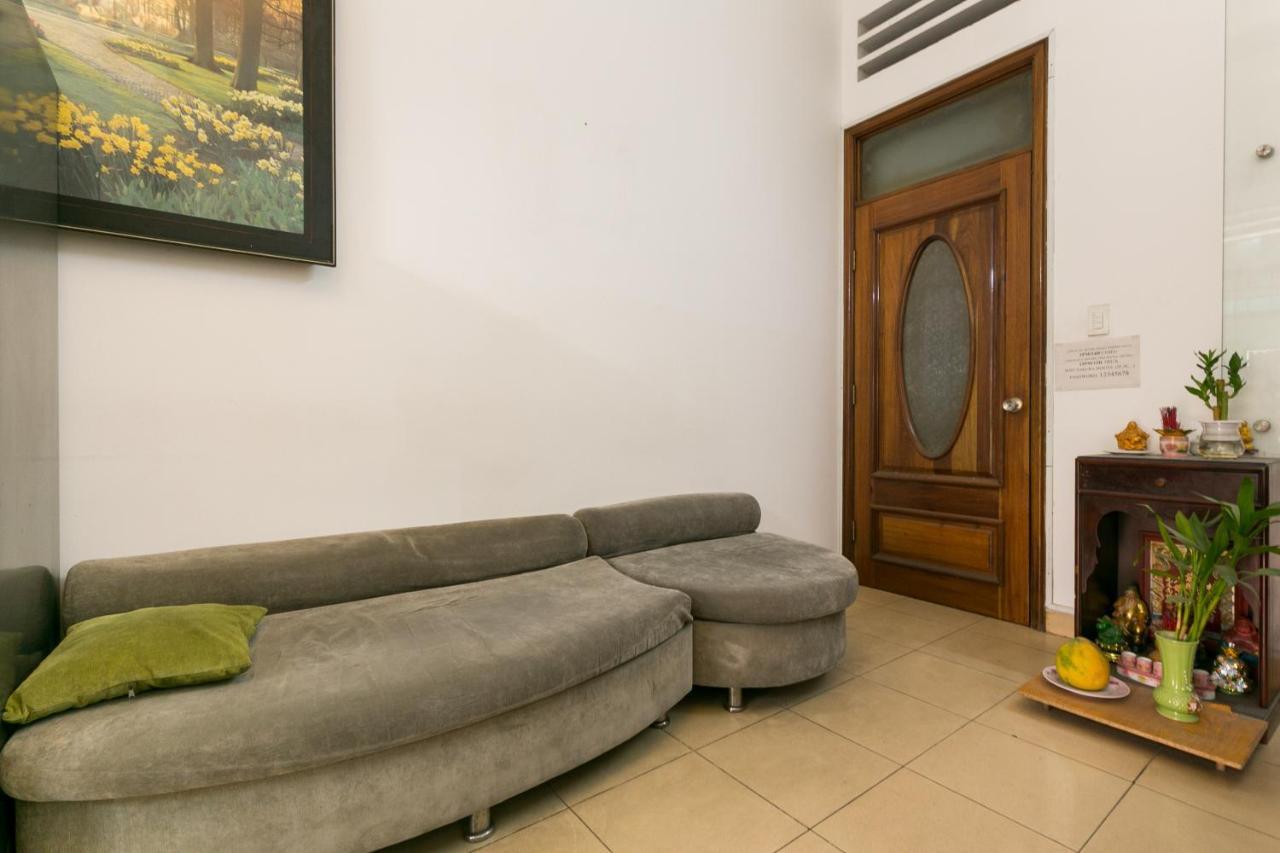 Spot On 710 Sakura Hostel Cholon Хошимин Екстериор снимка