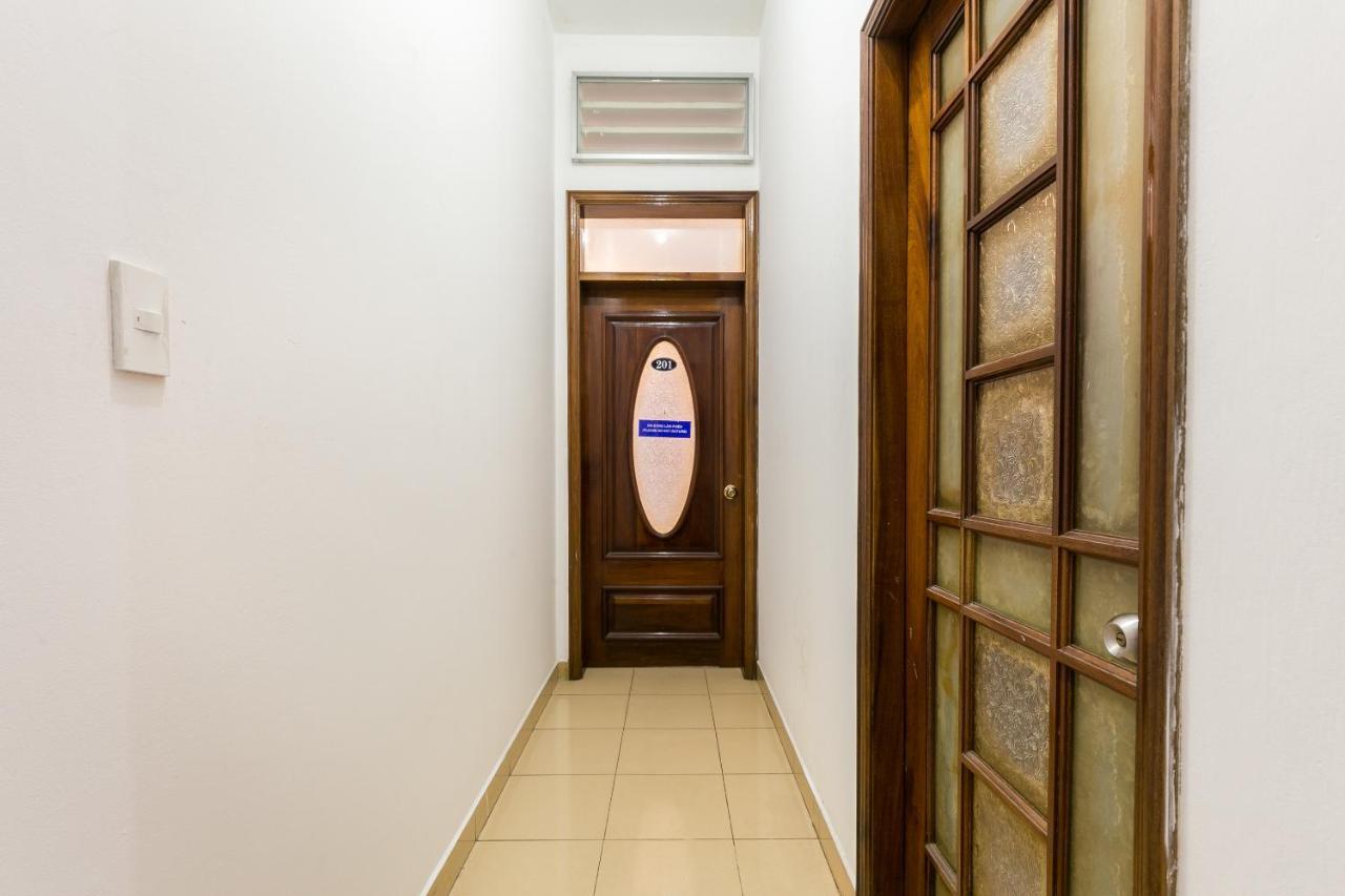 Spot On 710 Sakura Hostel Cholon Хошимин Екстериор снимка